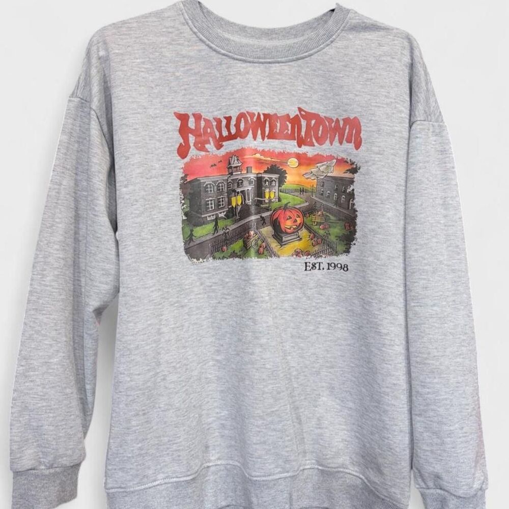 Halloween town graphic lightweight Women's Grey Sweatshirt fit M/L